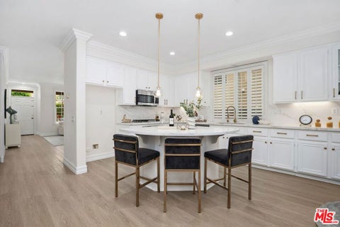 Tiny photo for 17 Mount Vernon, Irvine, CA 92620 (MLS # 26871439)