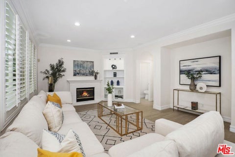 Tiny photo for 17 Mount Vernon, Irvine, CA 92620 (MLS # 26871439)