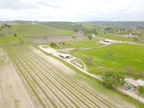 Tiny photo for 1340 Penman Springs Road, Paso Robles, CA 93446 (MLS # OC25021110)