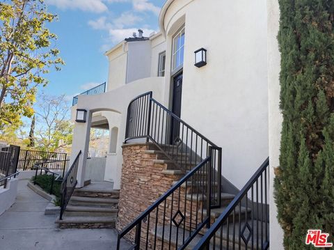 Photo of 10 Diamant Way, Aliso Viejo, CA 92656 (MLS # 26727875)