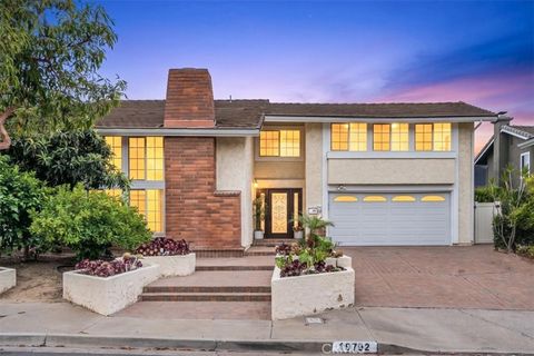 Tiny photo for 19792 Majorca LN, Yorba Linda, CA 92886 (MLS # PW26122826)