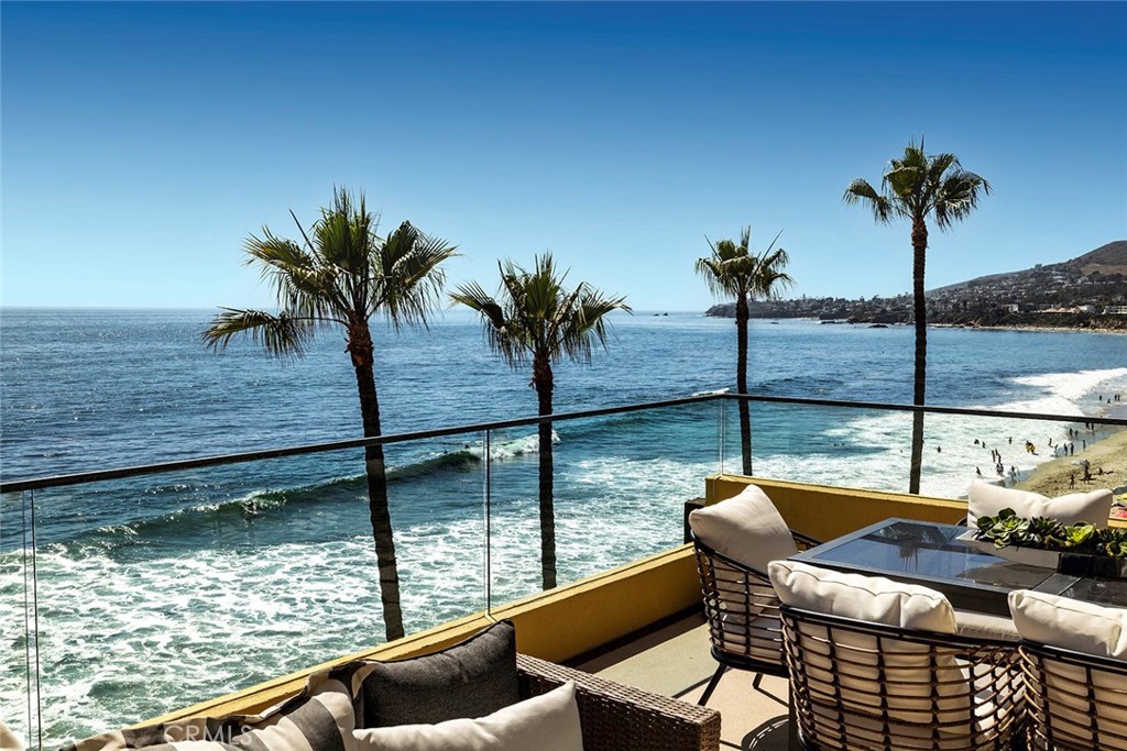 937 Gaviota Drive

                                                                             Laguna Beach                                

                                    , CA - $6,995,000