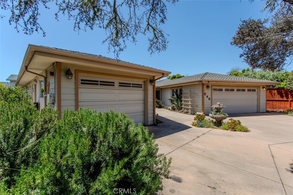 Properties 1 546 Diana Place