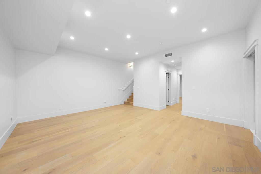 Coronado Village - Residential