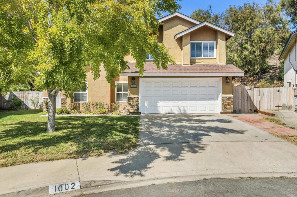 1002 Cholla Place