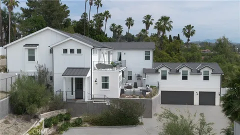 18806 Winnwood Ln, Santa Ana, CA 92705 - MLS#: OC26035639