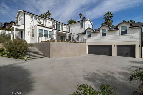 18806 Winnwood Santa Ana CA 92705