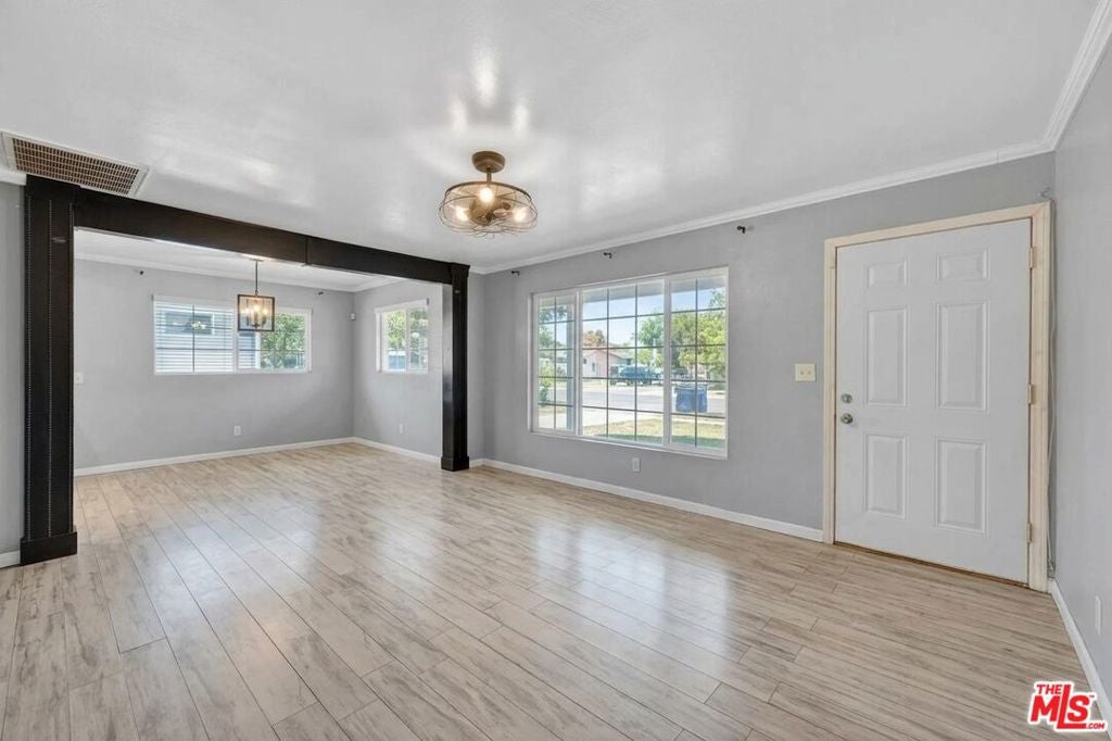 807 Shalimar Drive