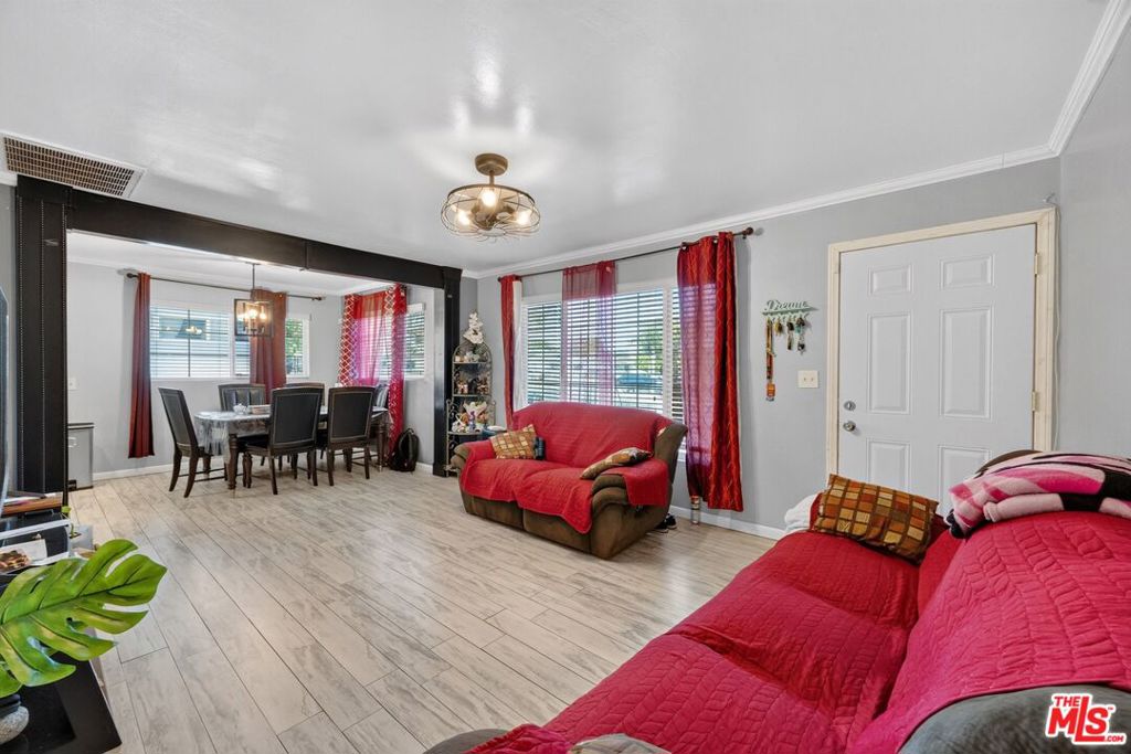 807 Shalimar Drive
