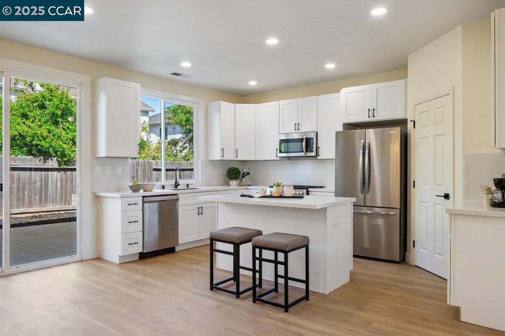 TRACY PARK - Residential