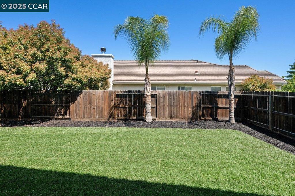 TRACY PARK - Residential