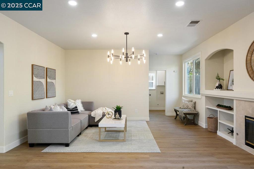 TRACY PARK - Residential