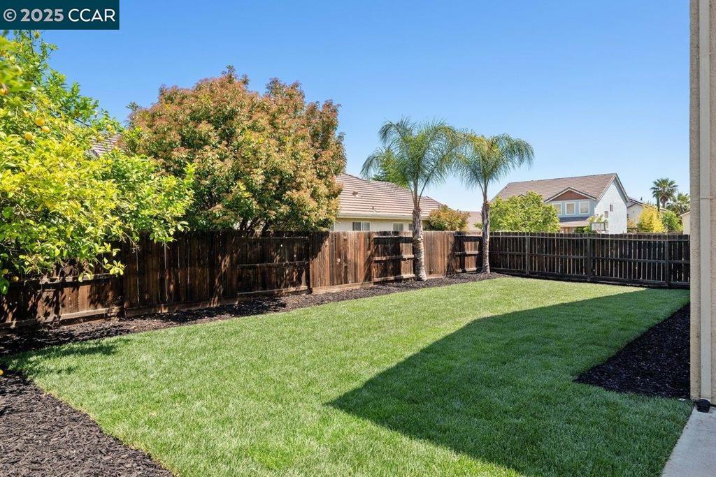 TRACY PARK - Residential