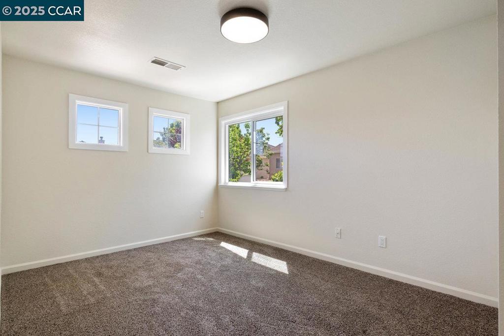 TRACY PARK - Residential