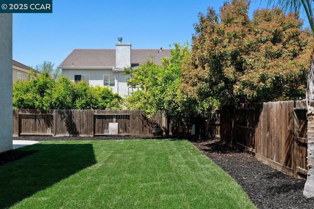 TRACY PARK - Residential