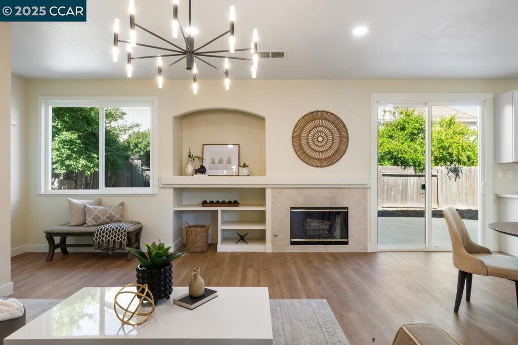 TRACY PARK - Residential