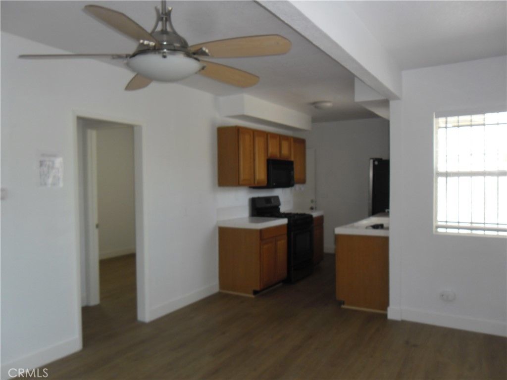 Photo of 307 N Shelton St St, Santa Ana, CA 92703 (MLS # SB26017841)