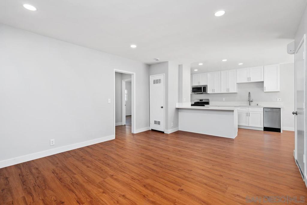 Out Of Area - Residential Lease