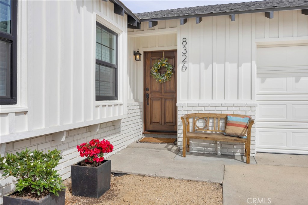 8326 Fontainbleau Way