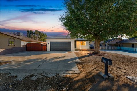 Photo of 5238 W Avenue L10, Lancaster, CA 93536 (MLS # SR25260513)