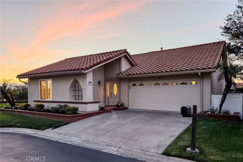 Photo of 27796 Espinoza, Mission Viejo, CA 92692 (MLS # OC26081648)