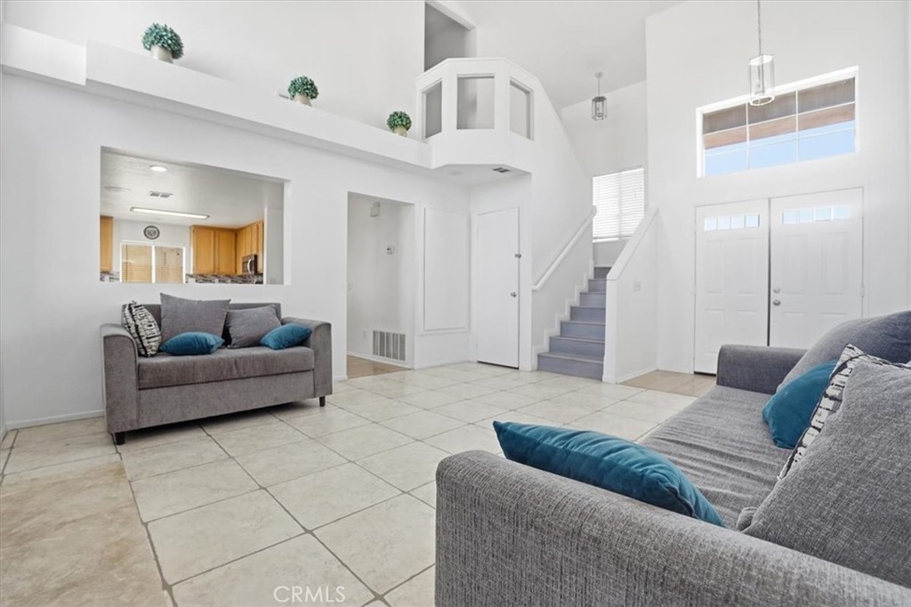 8541 Dove Creek