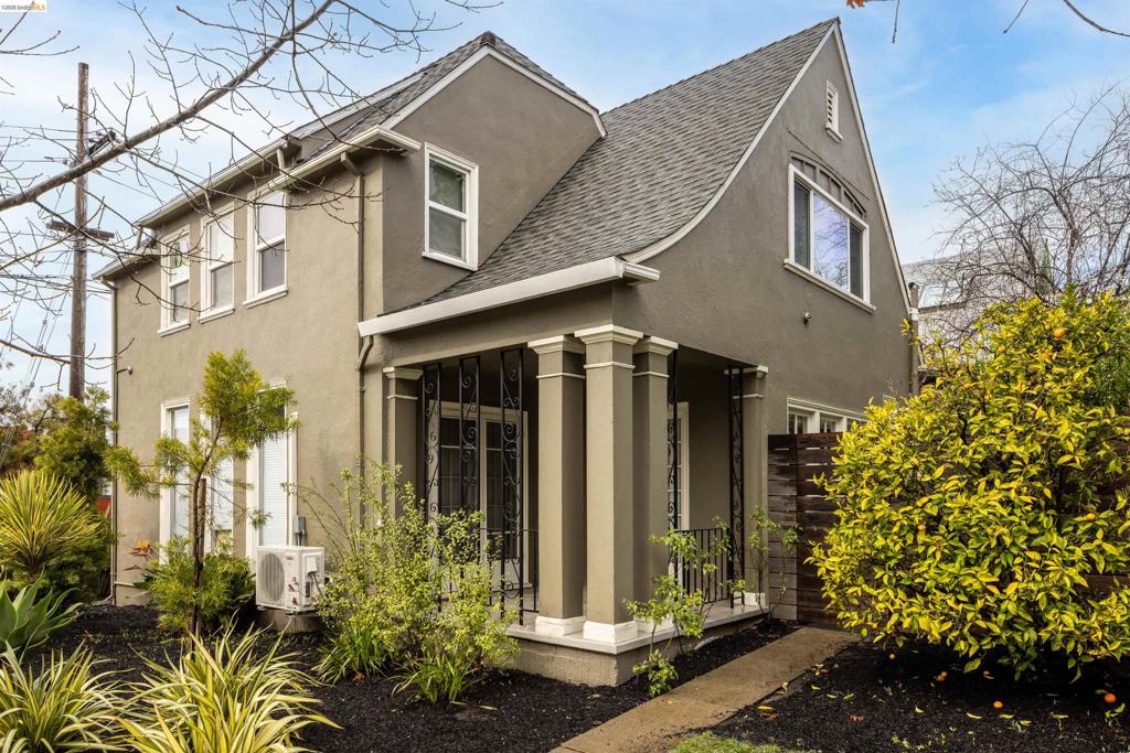 2935 Florence
