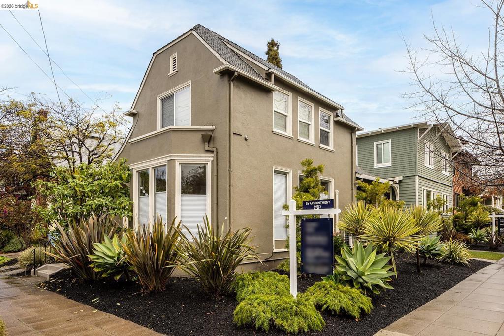 2935 Florence
