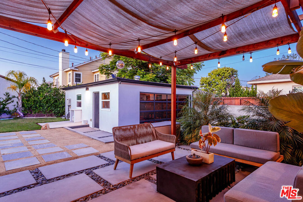 5541 E Mezzanine Way