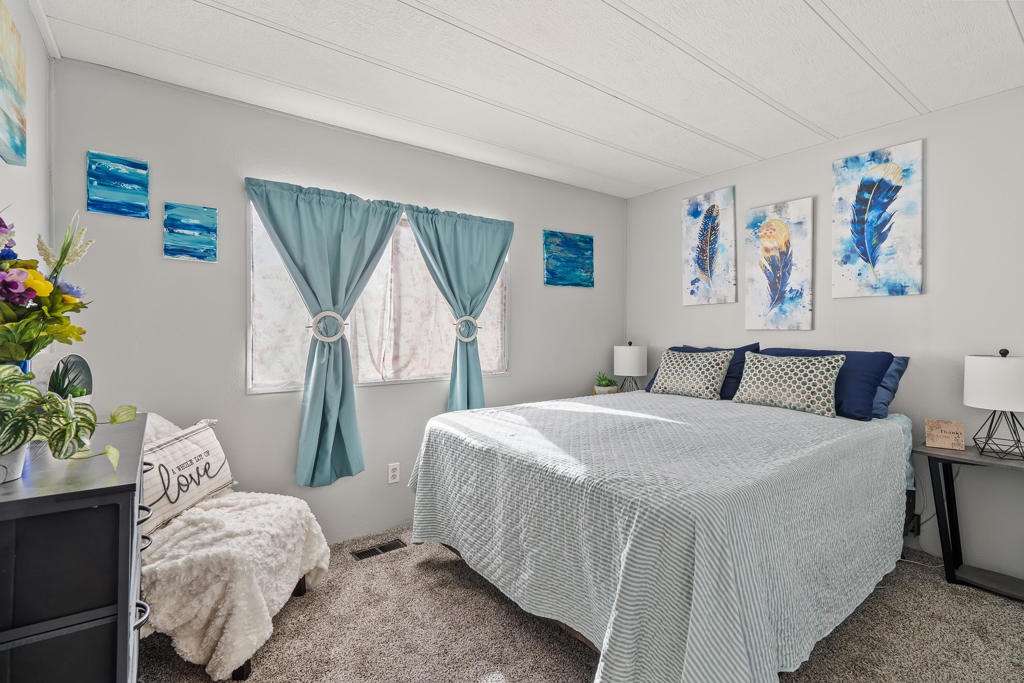 Desert Grove - Residential