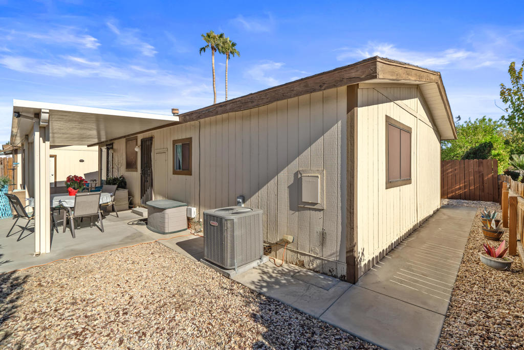 Desert Grove - Residential