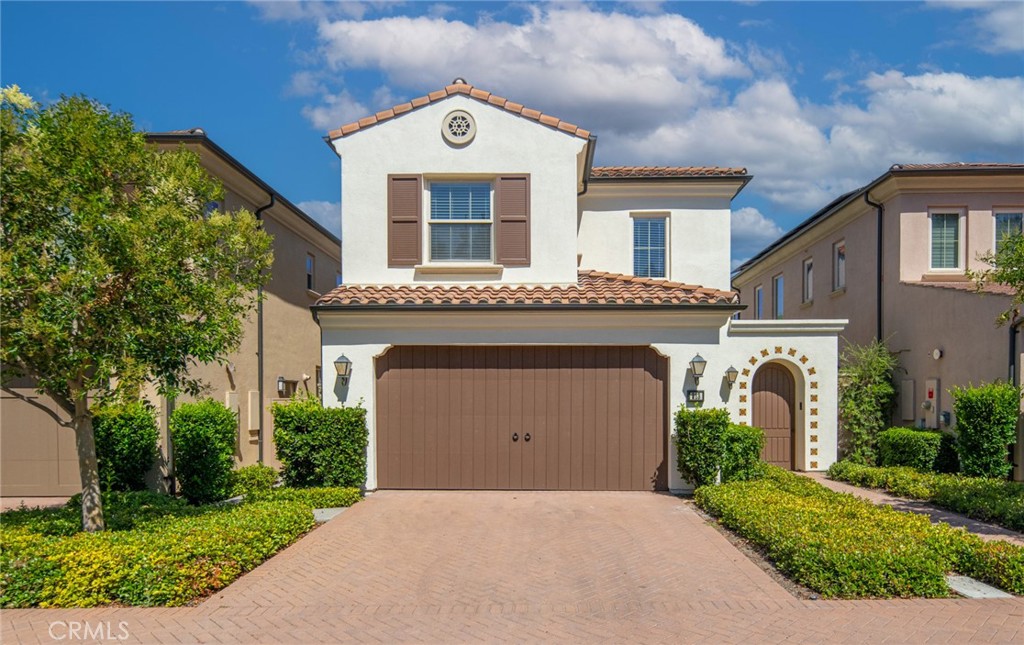 Experience the luxury of fully furnished rental in the highly desirable community of Stonegate, Irvine. This professionally designed 2-story house boasts 4 bedrooms and 4 baths, offering a bright and inviting atmosphere. The main floor presents an expansive living room seamlessly connected to the kitchen, dining area, and California Room. The kitchen showcases stainless steel appliances, elegant white shaker cabinets, beautiful granite countertops, and a convenient walk-in pantry. Upstairs, discover three generously sized bedrooms, a Tech area, and a luxurious master suite with a spacious walk-in closet in the Master Bath, along with a convenient laundry room. The entire house is adorned with upgraded flooring, providing both style and comfort. On the lower level, you'll find a sizeable bedroom, a full bath, and additional storage space for your convenience. Take advantage of the excellent location, just minutes away from parks, swimming pools, hiking/biking trails, and the renowned Stonegate Elementary School. Don't miss out on this incredible opportunity!