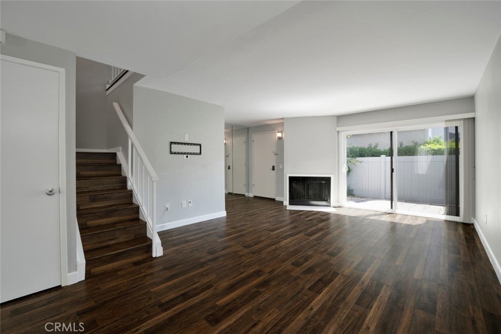 21901 Dupont Street 19
