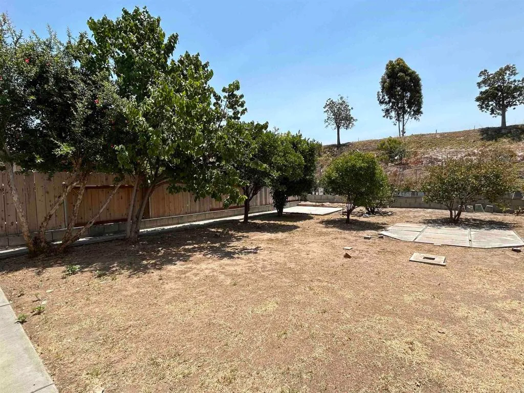 San Diego, California 92139, United States, 4 Bedrooms Bedrooms, ,3 BathroomsBathrooms,Residential,Active,165298