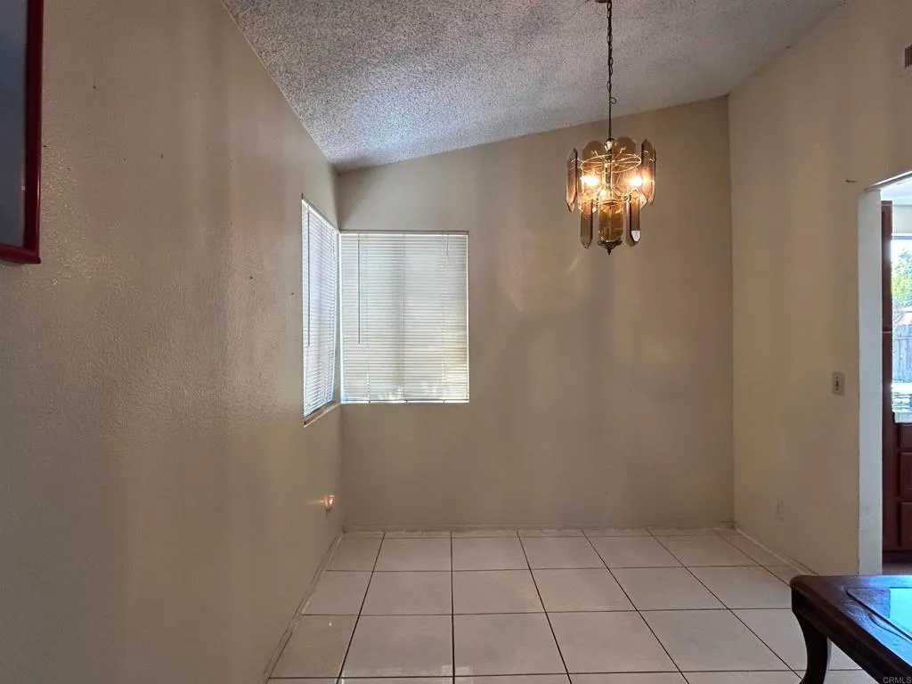 San Diego, California 92139, United States, 4 Bedrooms Bedrooms, ,3 BathroomsBathrooms,Residential,Active,165298