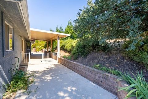 Tiny photo for 676 Red Cloud RD, Paso Robles, CA 93446 (MLS # NS26124981)