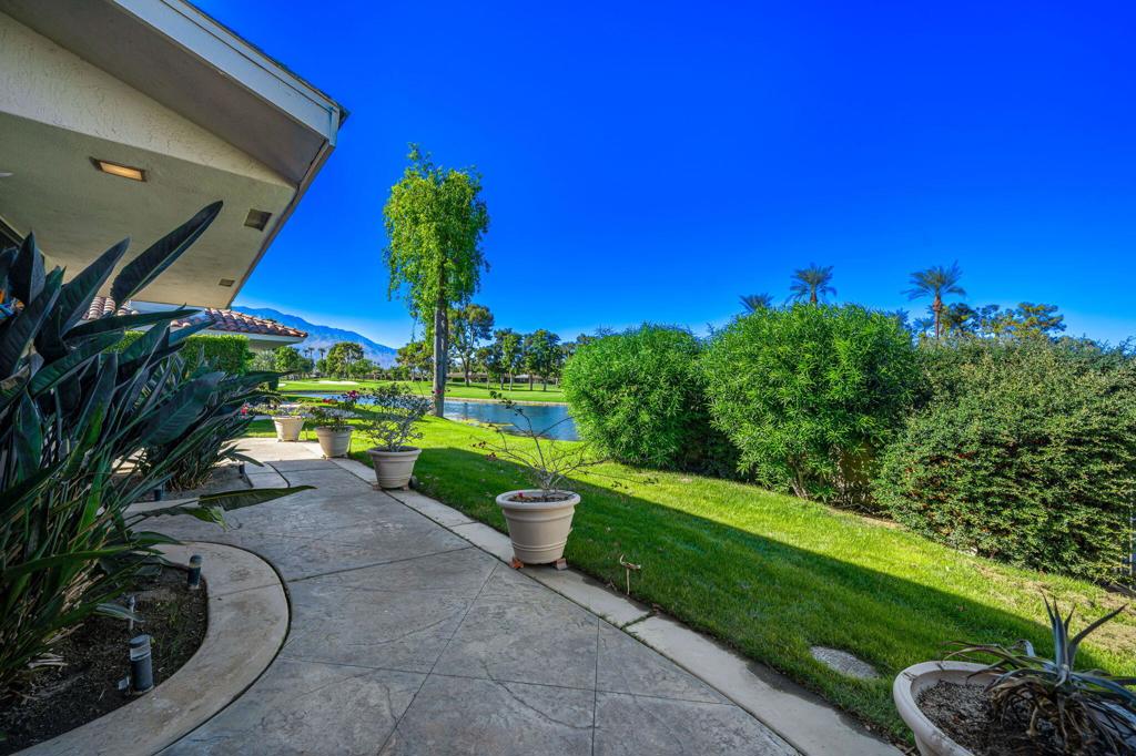 The Springs C.C. - Residential