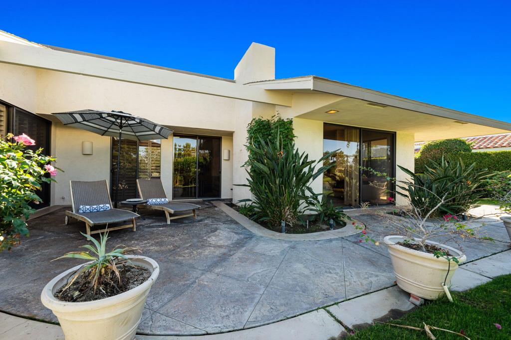 The Springs C.C. - Residential