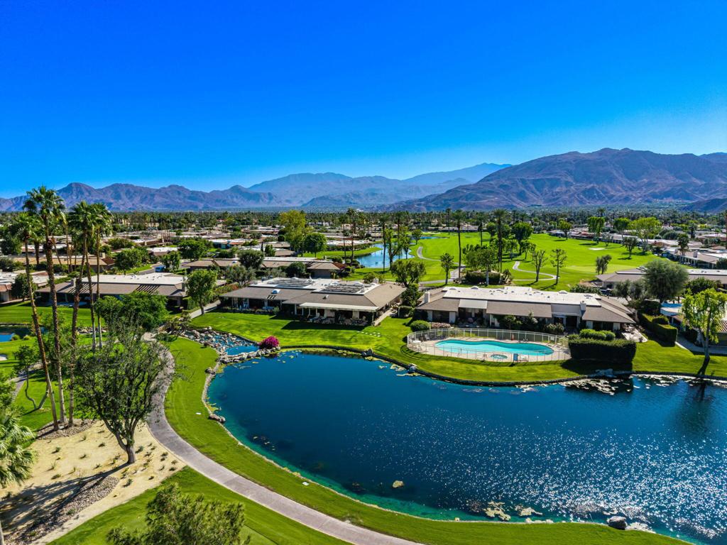 The Springs C.C. - Residential