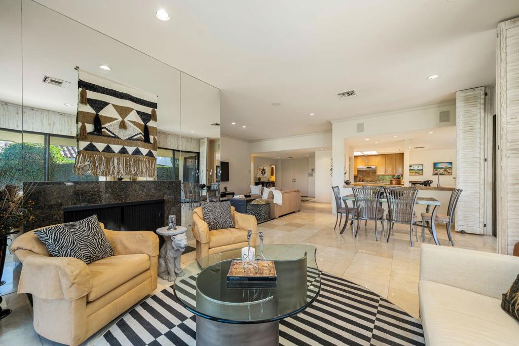 The Springs C.C. - Residential