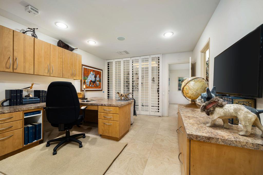 The Springs C.C. - Residential