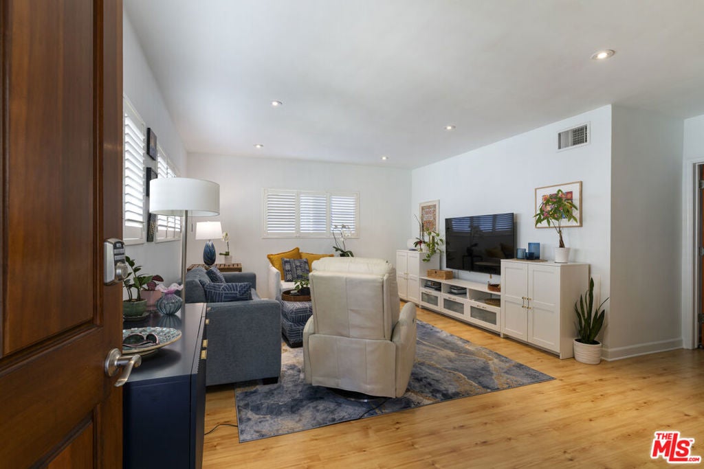 1333 14th Street 11, Santa Monica CA 90404
