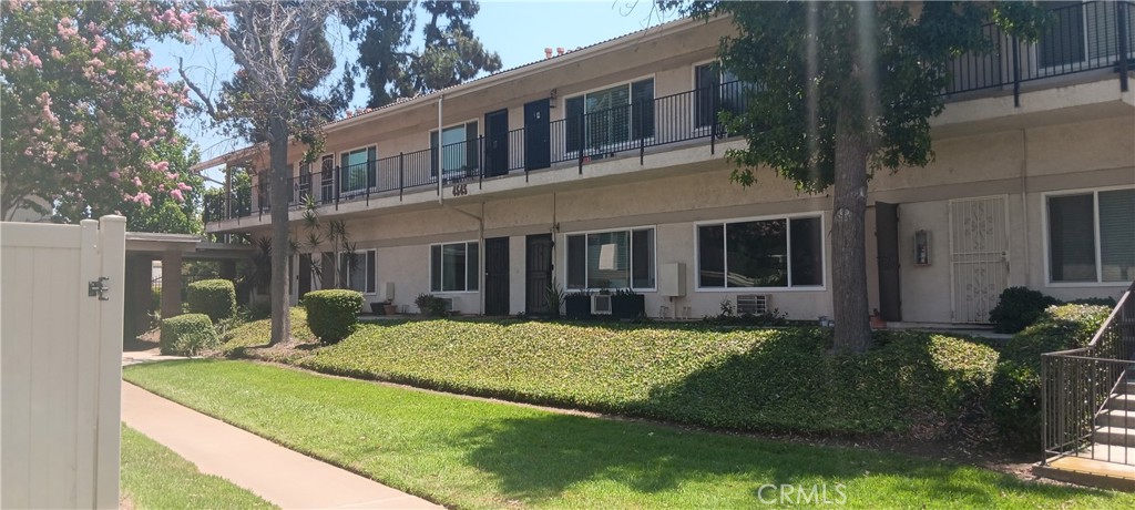 ******REMODELED ***REDUCED TO SELL****!!***PERFECT LOCATION***GREAT AND RARE OPPORTUNITY TO OWN REMODELED CONDO IN LA VERNE***RARE GROUND LEVEL AVAILABLE****GREAT LOCATION NEAR ENTRY GATE ***REMODELED LOCATED ON FIRST FLOOR WITH EASY ACCESS ***FRESHLY PAINTED AND TEXTURED WITH NEW MODERN WATER PROOF FLOORING AND QUARTZ COUNTERS****NEW STAINLESS STEEL APPLIANCES AND NEW SINKS AND FIXTURES AS WELL****PERFECT FOR FIRST TIME BUYERS OR INVESTMENT***ABSOLUTE MOVE IN CONDITION ***MUST SEE******