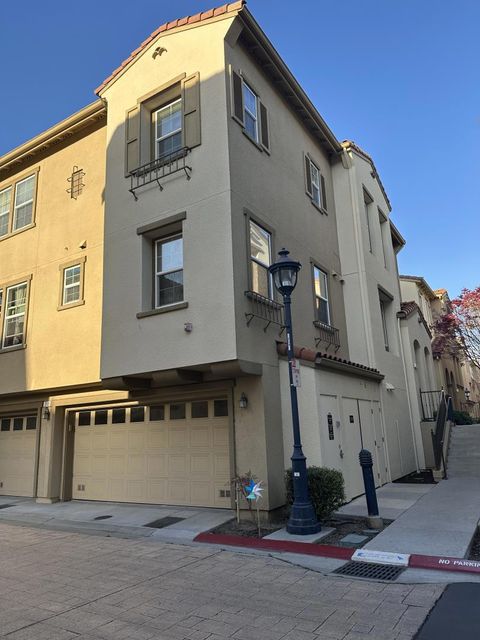 Photo of 770 Claridad Loop, Milpitas, CA 95035 (MLS # ML82037452)