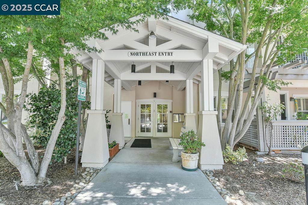 Huntington Model. Property sold before market. For comp purposes only.