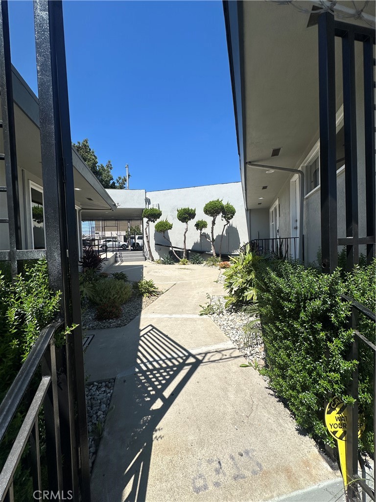 2603 W Beverly Boulevard