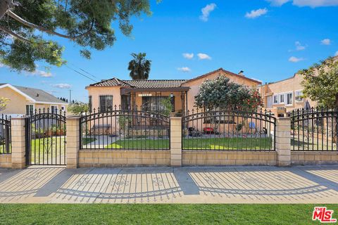 Photo of 3560 Siskiyou Street, Los Angeles, CA 90023 (MLS # 25506369)