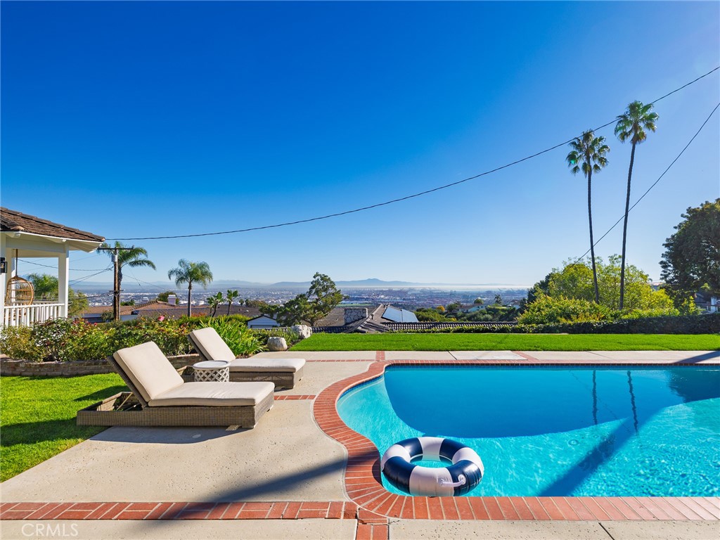 2636 Sunnyside Ridge Road