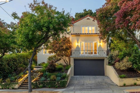 Photo of 2000 Clemens Rd RD, Oakland, CA 94602 (MLS # 41148775)