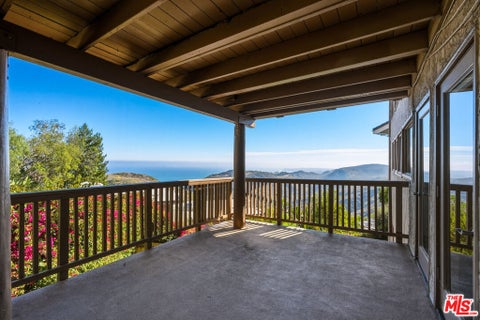 Tiny photo for 2965 Seabreeze Drive, Malibu, CA 90265 (MLS # 26862333)